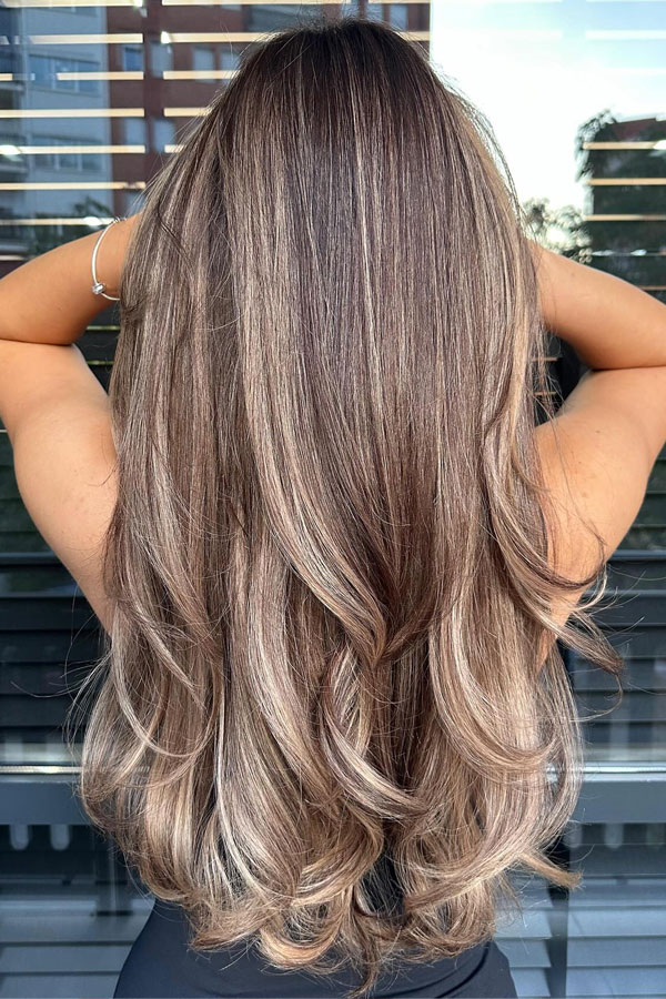 32 Fall Hair Color Trends : Long Layered Ash Brown Balayage