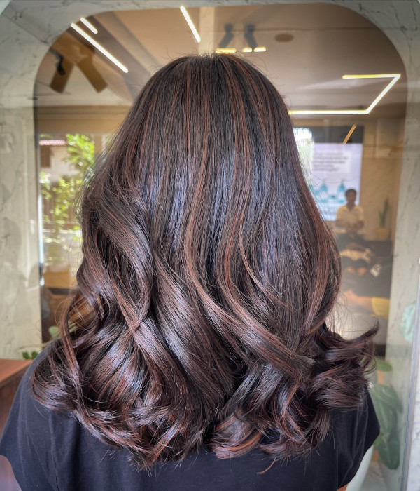 32 Fall Hair Color Trends : Dark Chocolate with Copper Balayage