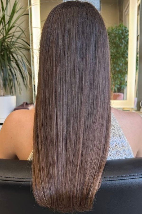 sleek mahogany brown, fall hair color idea