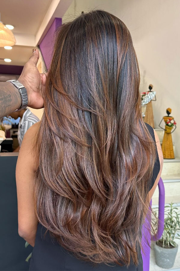 42 Autumn-Inspired Hair Shades to Try : Chestnut Caramel Blend