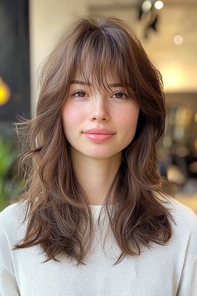 40 Trendsetting Tousled Layers : Medium-Length Soft Brunette Layers