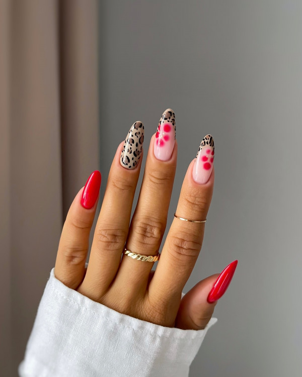 30 Summer Nail Trends to Try : Leopard Print and Pink Floral Nails