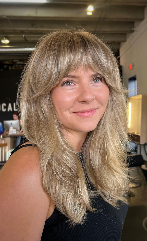 50 Beautiful Long Shag Haircuts for Effortless Style : Blonde Bombshell Shag