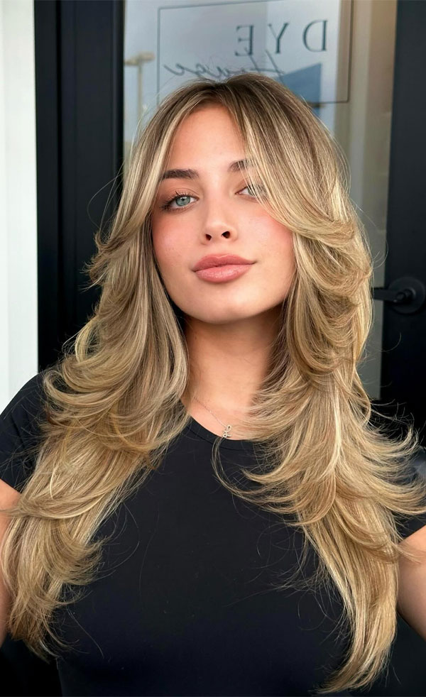 Blonde Layers with Face-Framing Curtain Bangs, Long Layered Haircut for Round Faces, long layered hairstyle