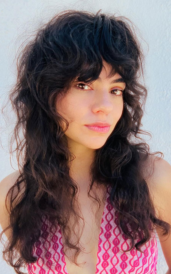 50 Beautiful Long Shag Haircuts for Effortless Style : Curly Bedhead Shag