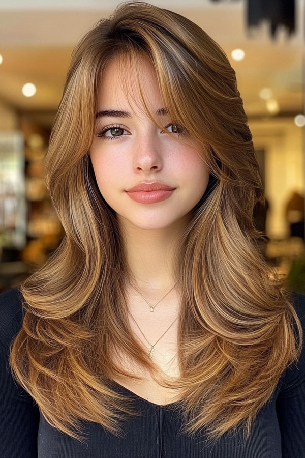 53 Gorgeous Hair Colours for the Fall Season : Golden Caramel Long Layers