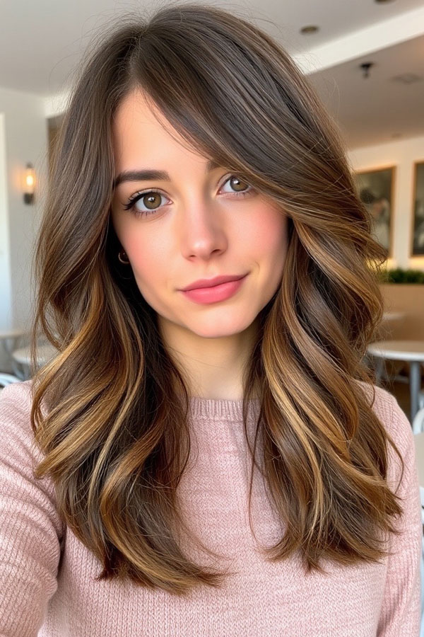 50 Must-Try Autumn Hair Colours : Warm Chestnut Wavy Layers