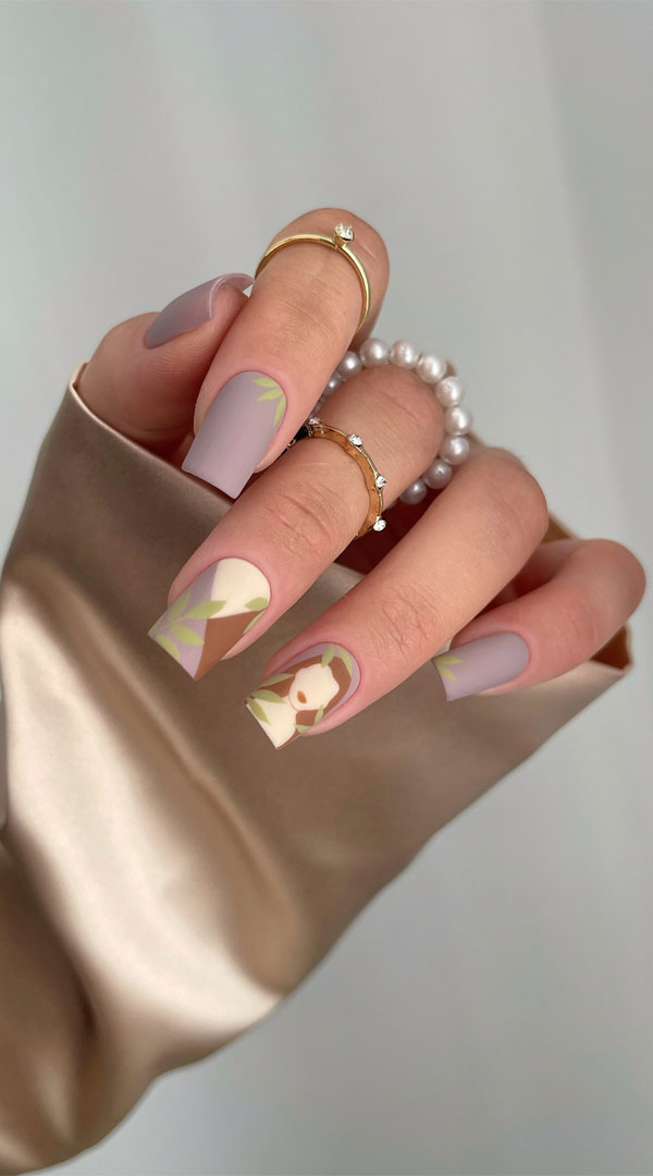 30 Trendy Fall Nails to Inspire Your Cozy Season Look : Muted Floral Vibes