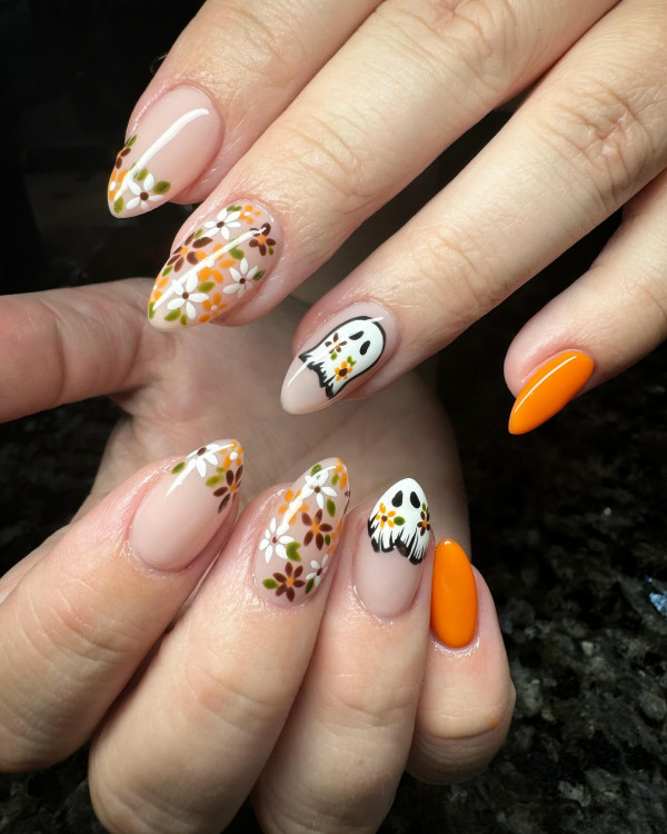 30 Trendy Fall Nails to Inspire Your Cozy Season Look : Spooky Florals for Fall