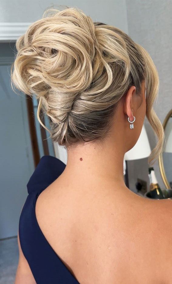 Elegant Twisted Blonde Bridesmaid Bun, Voluminous Piled Updo, Pamela Anderson Inspired Updo Hairstyle, messy updo, piled updo hairstyle, retro updo hairstyle