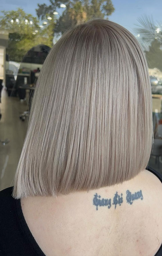 Icy Blonde Bob, Best Subtle Hair Colour Idea, subtle hair colour, subtle hair colour for brown hair, Subtle hair colour for dark hair, Subtle hair colour for brunettes, hair colours