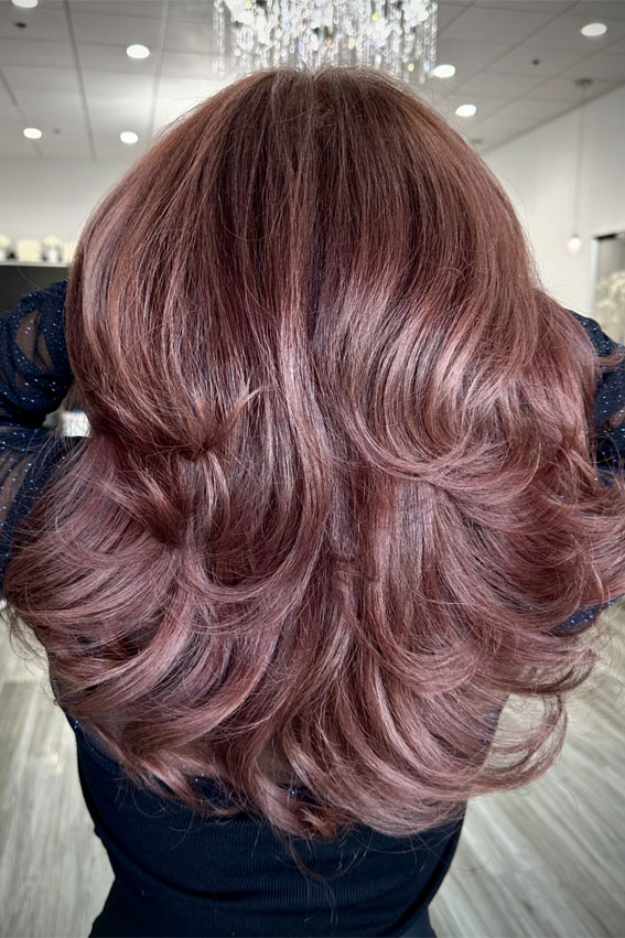 Mauve Mushroom Layered Haircut, Best Subtle Hair Colour Idea, subtle hair colour, subtle hair colour for brown hair, Subtle hair colour for dark hair, Subtle hair colour for brunettes, hair colours