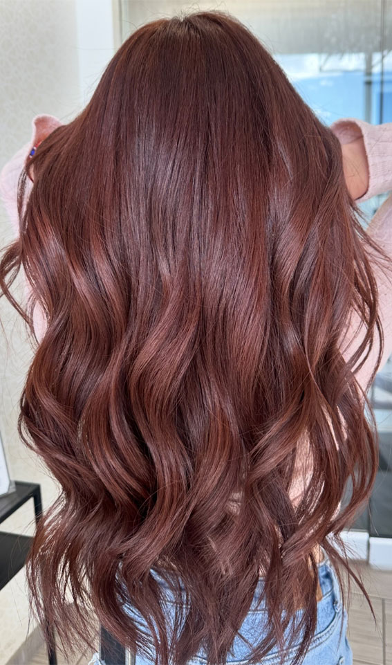 30 Deep, Warm, and Vibrant Hair Colours for Autumn : Rich Chocolate Cherry Long Waves