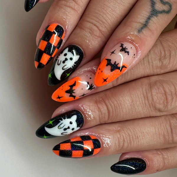 Ghoulish Glow, Halloween Nail Designs, spooky Halloween nails, cute halloween nails, Halloween nail Designs acrylic