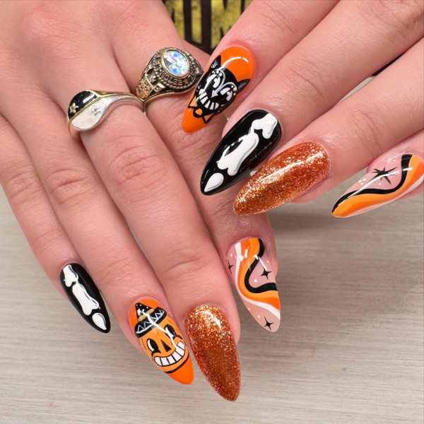 Vintage Halloween Vibes, Halloween Nail Designs, spooky Halloween nails, cute halloween nails, Halloween nail Designs acrylic