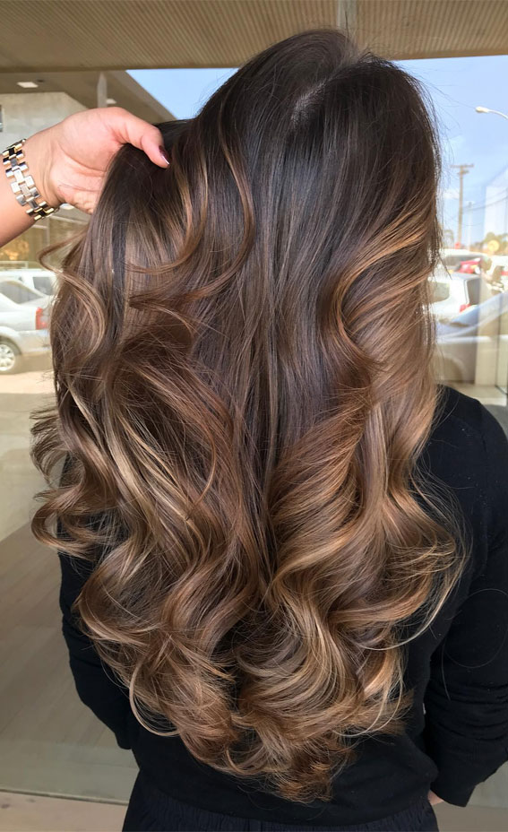 Caramel Swirl Waves, Best Subtle Hair Colour Idea, subtle hair colour, subtle hair colour for brown hair, Subtle hair colour for dark hair, Subtle hair colour for brunettes, hair colours