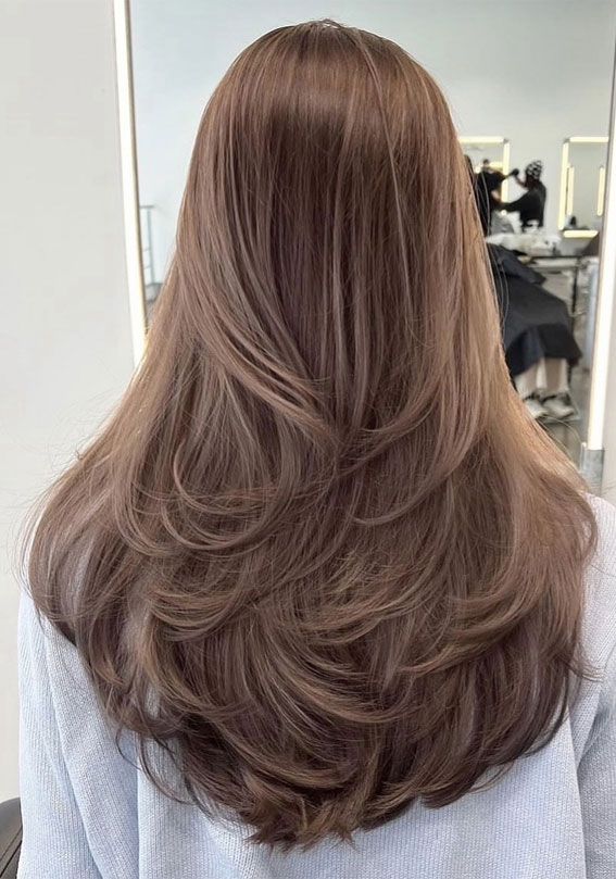 Muted Mocha Layers, Best Subtle Hair Colour Idea, subtle hair colour, subtle hair colour for brown hair, Subtle hair colour for dark hair, Subtle hair colour for brunettes, hair colours