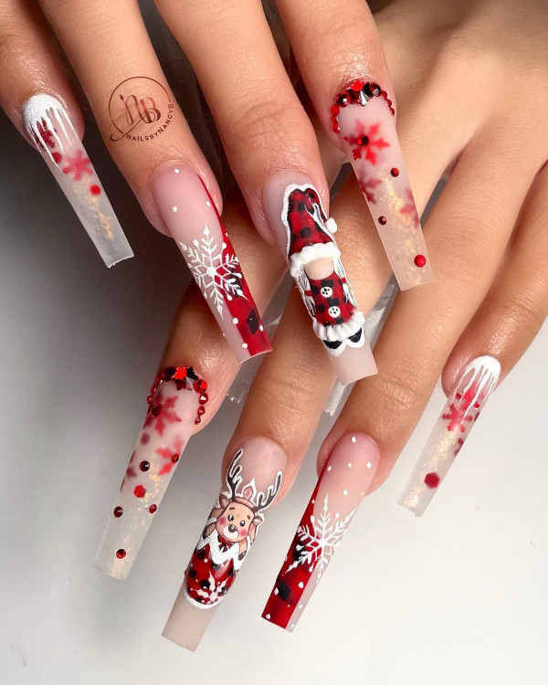 45 Cute Christmas Nail Ideas for A Fun Holiday Look : Whimsical Christmas Elegance