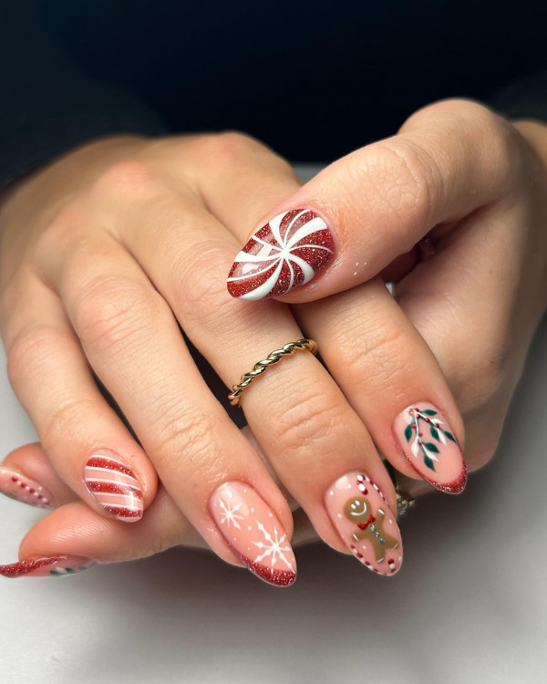 45 Cute Christmas Nail Ideas for A Fun Holiday Look : Festive Cheer in Red and White