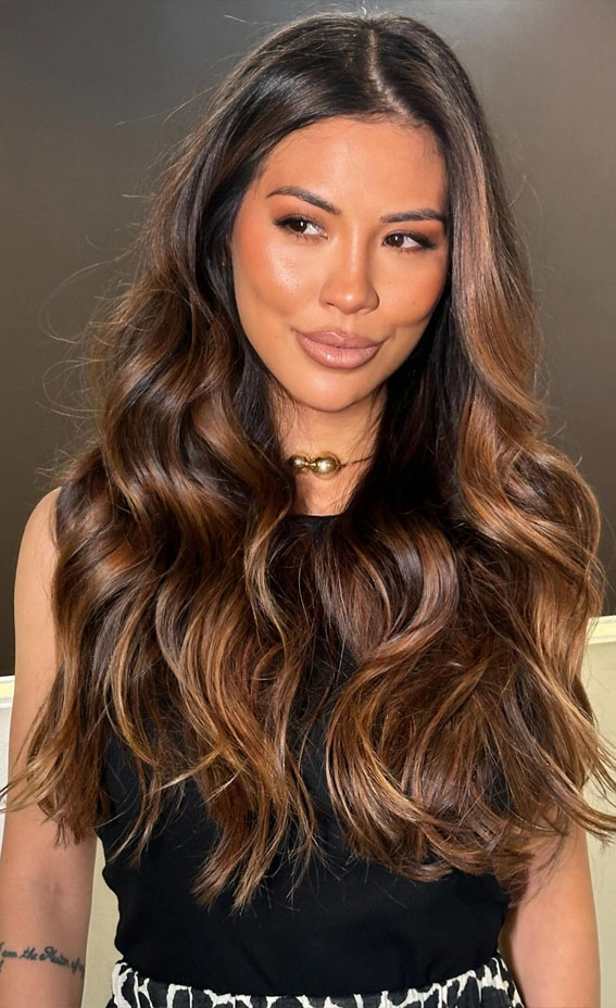 45 Winter Hair Colour Inspiration You Can’t Miss : Toffee Brunette Glam