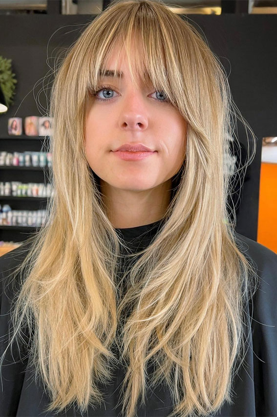 45 Winter Hair Colour Inspiration You Can’t Miss : Scandi Blonde Layers with Bangs