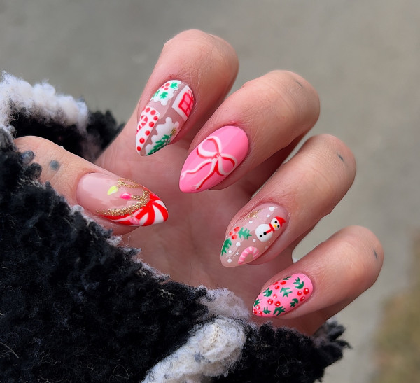 37 Elegant and Cute Christmas Nail Designs : Festive Wonderland Pink Nails