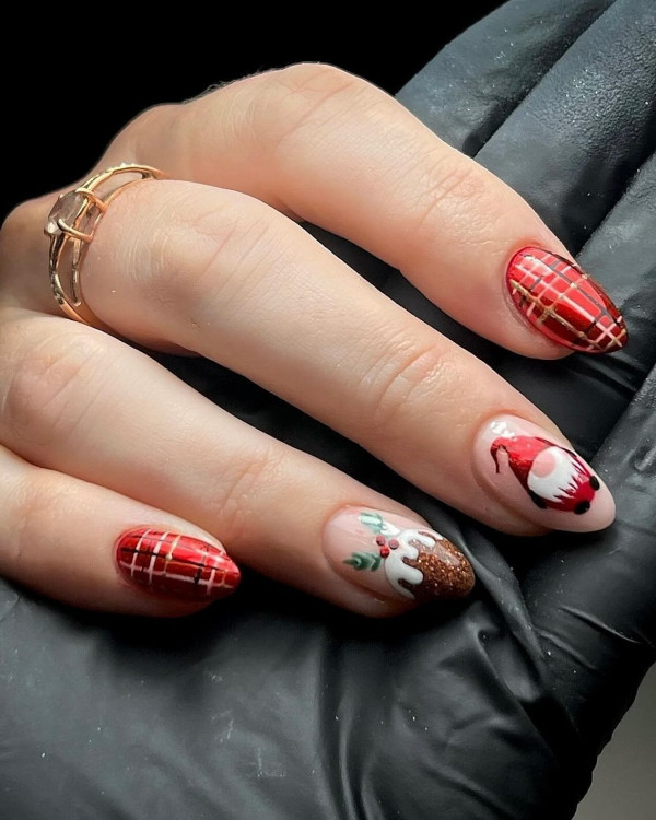 Festive Plaid and Pudding Delight, Elegant Christmas nails, cute Christmas nails, glitter nails, christmas nails nude