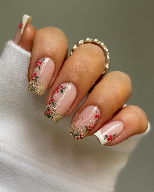 Golden Holly Glam Glitter Nails, Elegant Christmas nails, cute Christmas nails, glitter nails, christmas nails nude