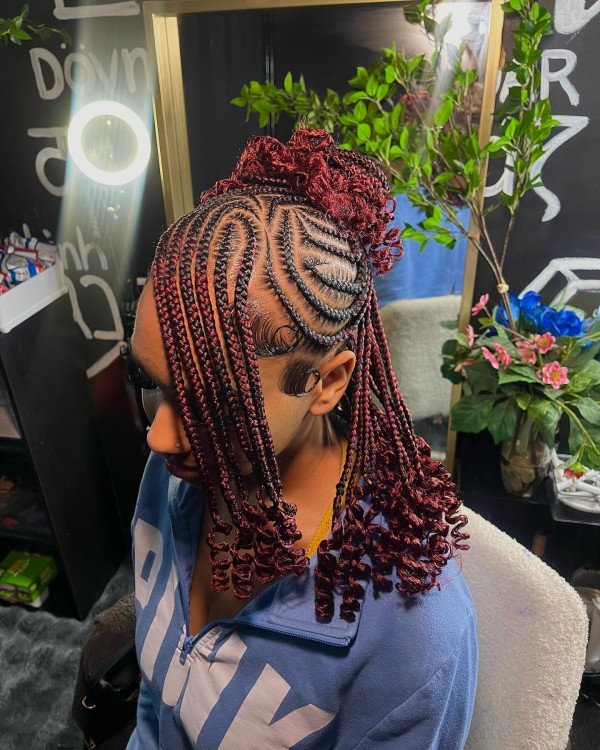 20 Modern Fulani Braids With Curls To Rock Right Now : Crimson Half-Up Fulani Braids