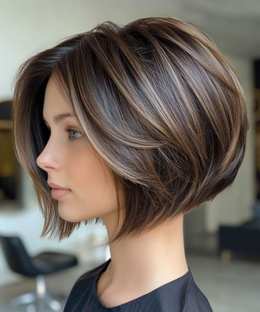 Sleek Shaggy Or Wavy Bobs Youll Love Polished Brunette Stacked Bob