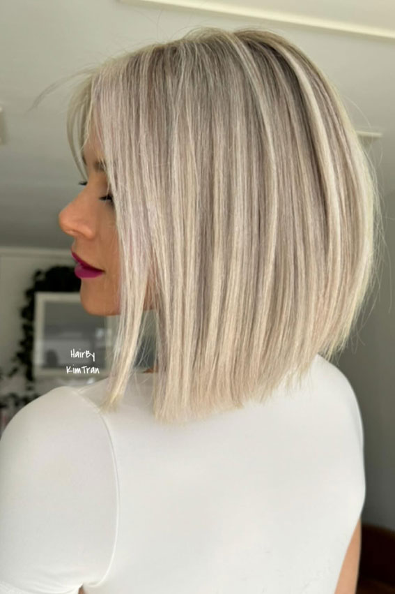 25 Adorable Teddy Bear Blonde Bob Hairstyles : Icy Blonde Lob