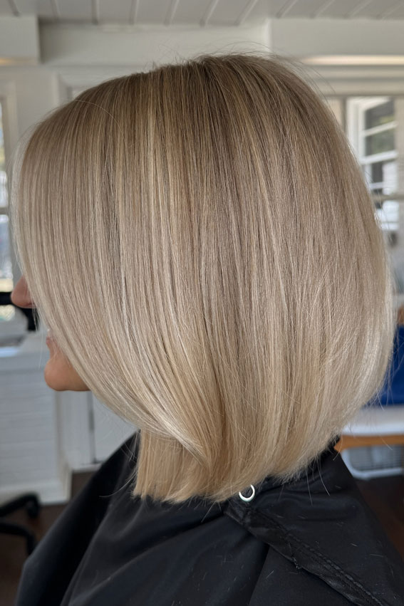 25 Adorable Teddy Bear Blonde Bob Hairstyles : Classic & Timeless Sleek Bob