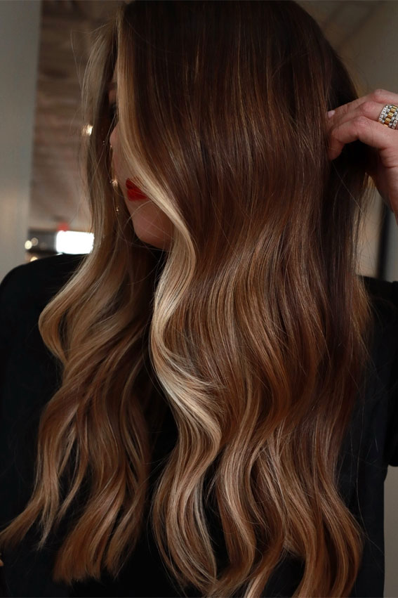 Golden Caramel Waves, High contrast balayage on dark hair, High contrast blonde balayage, High contrast balayage money piece hair, High contrast Hair highlights, High contrast blonde highlights, High contrast highlights and Lowlights, High contrast hair and skin, High contrast Brunette