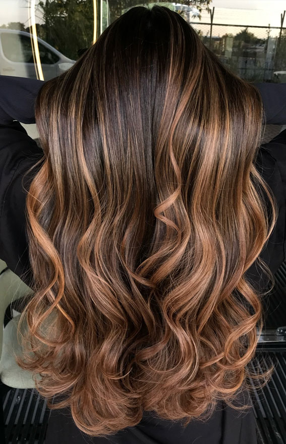 30 High Contrast Balayage Ideas For a Dimensional Look : Rich Espresso Waves