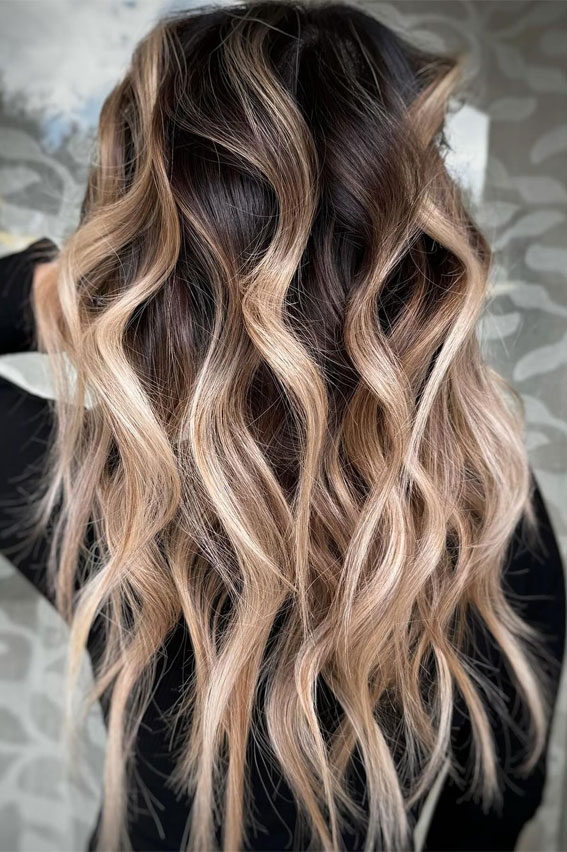 30 High Contrast Balayage Ideas For a Dimensional Look : Caramel Luxe with Dark Depth