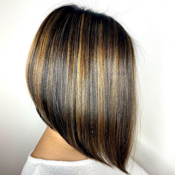 Honey Blonde Highlighted Sleek Angled Bob, hair colour highlights, hair colour highlights on brown hair, hair colour