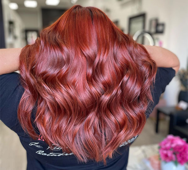 41 Red Hair Colours You’ll Adore: Warm Copper Soft Waves