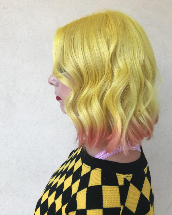 22 Trendy Hair Colours with Dip-Dye Ends : Yellow Bob with Peachy Pink Dip-Dyed Ends