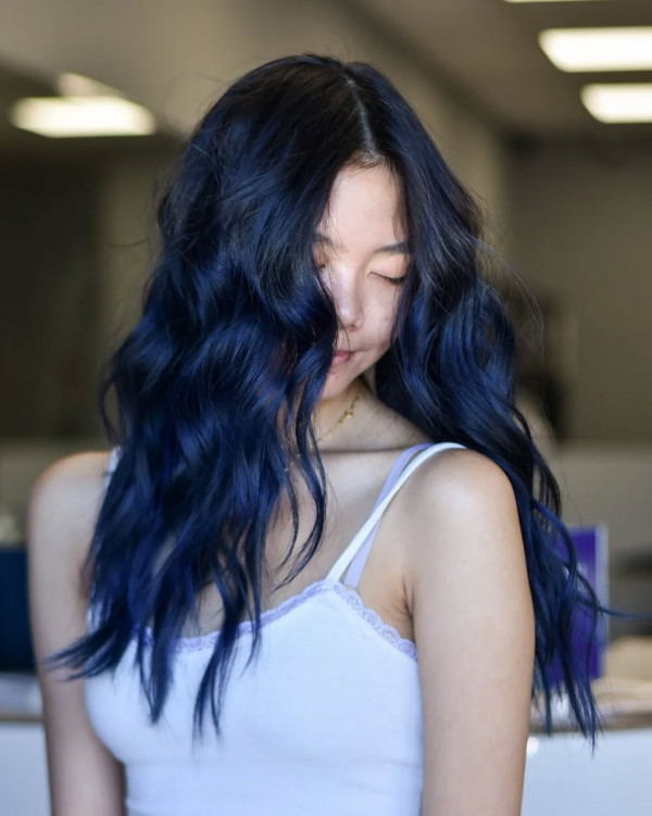 Dark Blue Long Hair Tousled Waves, Dark Blue Hair Colour , Dark Blue Hair Colour Ideas, dark blue hair