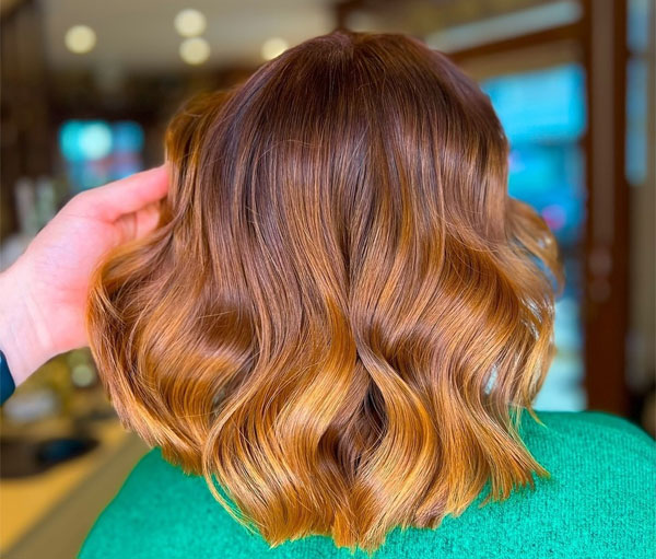 50 Stunning Warm Hair Colour Ideas : Golden Honey Ombre Bob