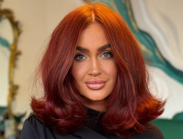 50 Stunning Warm Hair Colour Ideas : Radiant Copper Crimson with Voluminous Lob