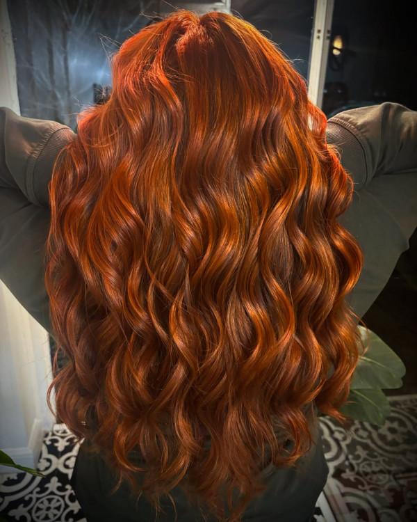 50 Stunning Warm Hair Colour Ideas : Fiery Auburn Cascades