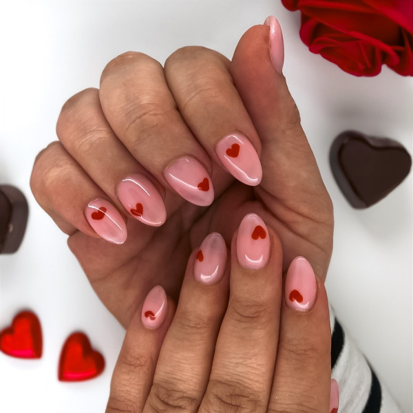 36 Cute Valentine’s Day Nails : Minimal Red Heart Accent Nails