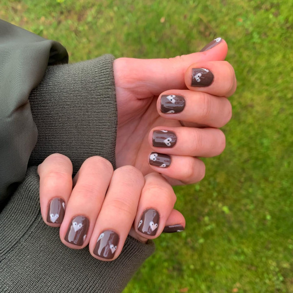 Quirky Comme des Garçons Earthy Brown Nails