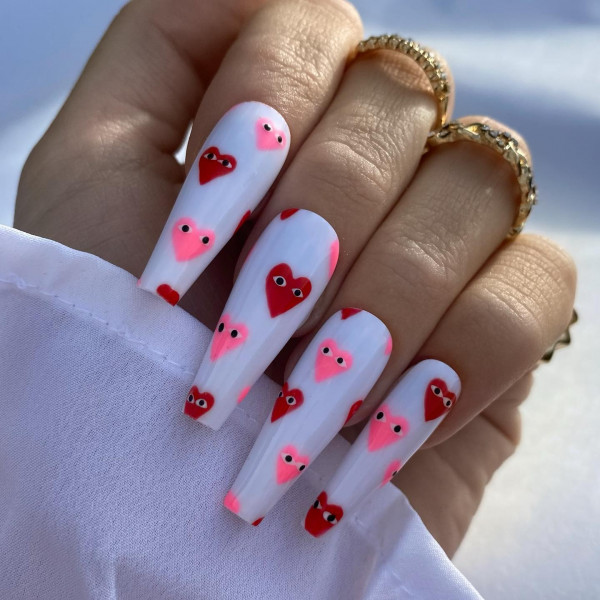 Playful Comme des Garçons-Inspired Pattern Nails 