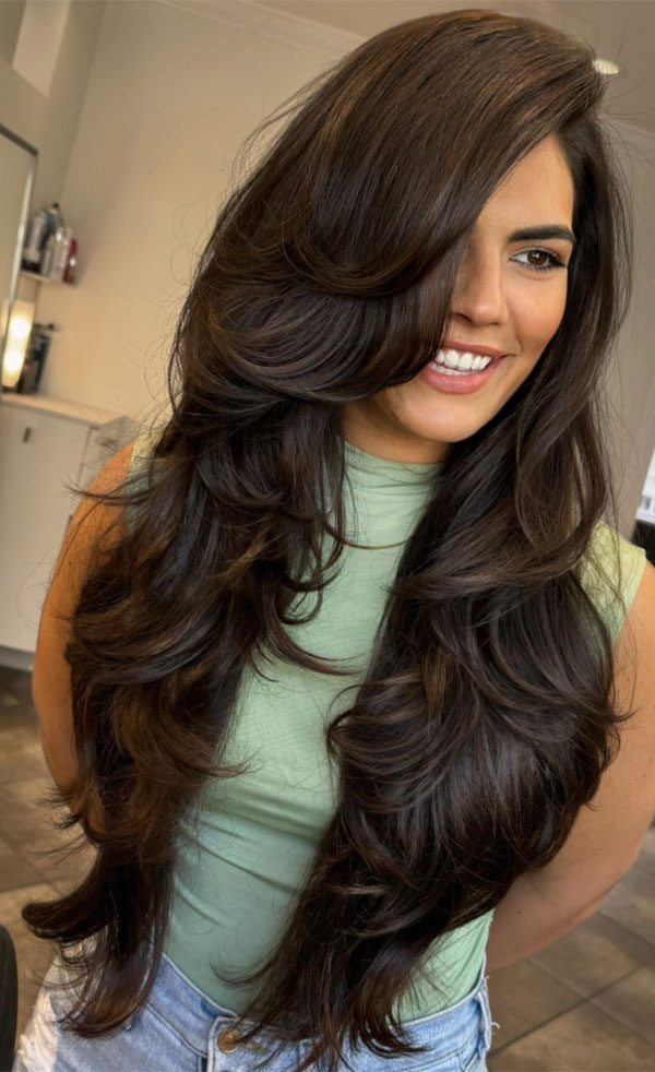 39 Best Layered Hairstyles to Add Movement to Long Hair : Deep Side-Parted Layers for Thick Hair