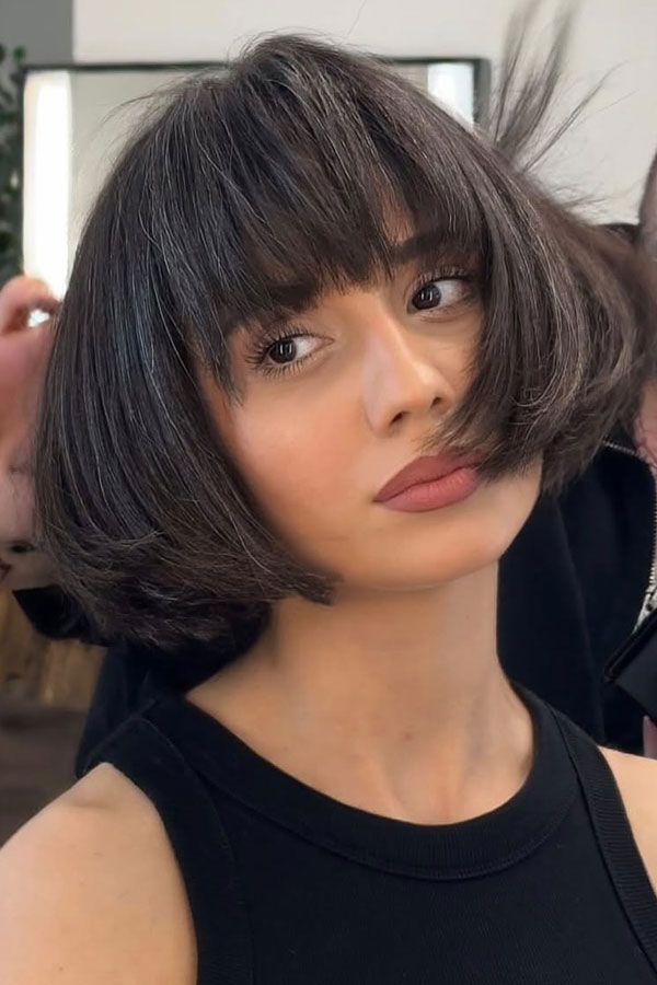 37 Flattering Short Hairstyles for a Thicker, Fuller Look : Bold French Bob with Blunt Fringe