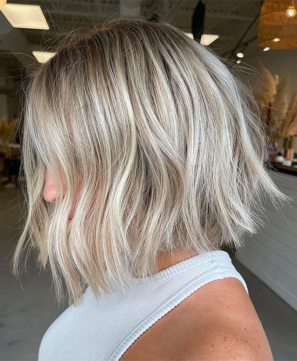 40 Blonde Hair Shades to Lighten Up Your Look : Choppy Platinum Blonde Bob