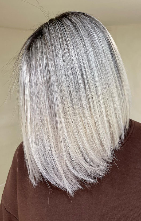 40 Blonde Hair Shades to Lighten Up Your Look : Silver Ash Blonde Blunt Bob