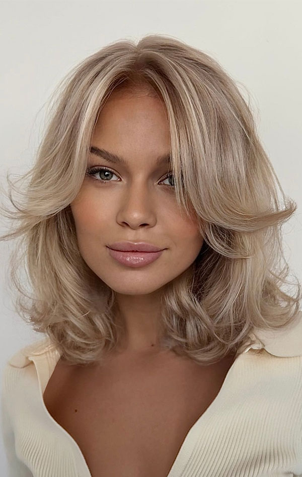 40 Blonde Hair Shades to Lighten Up Your Look : Voluminous Beige Blonde Layers